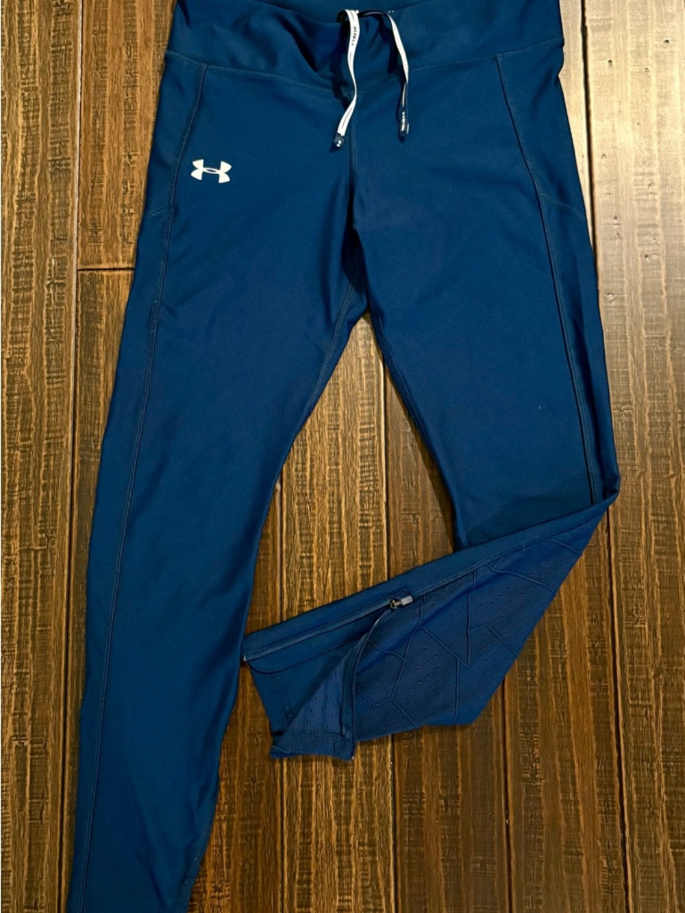 Women’s Under Armour Run Dark Blue Performance Joggers Leggings Size L